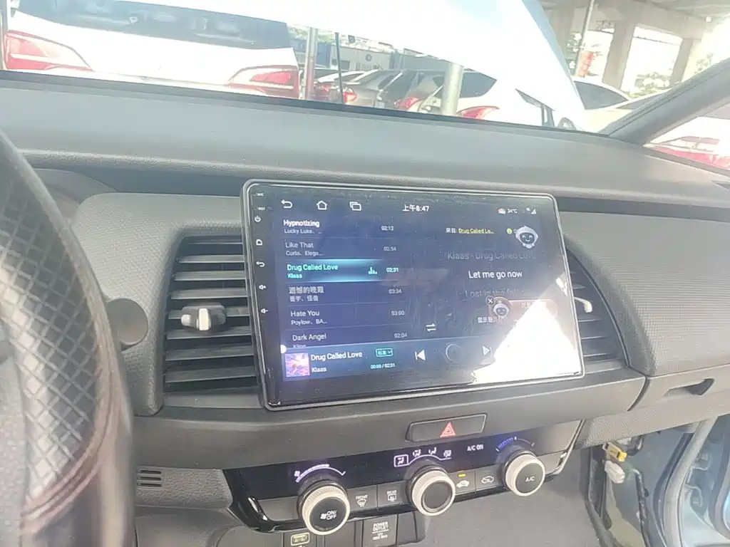 Honda Fit — фото 13