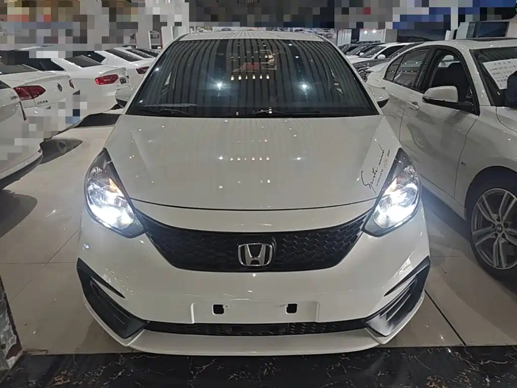 Honda Fit — фото 3