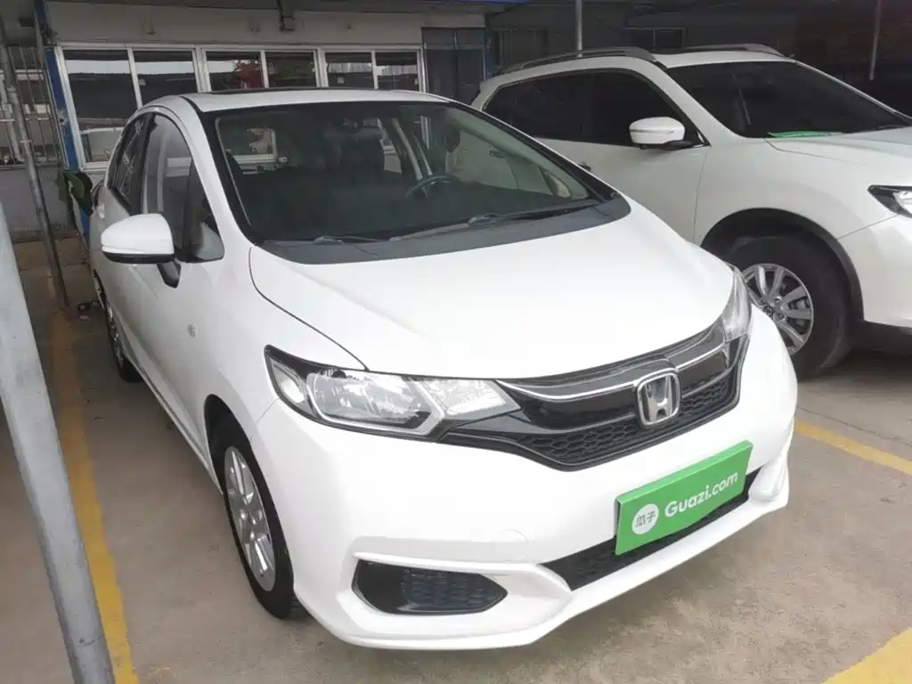 Honda Fit — фото 4