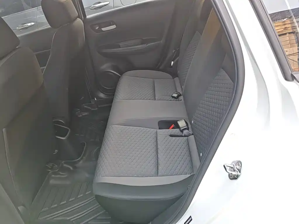 Honda Fit — фото 13