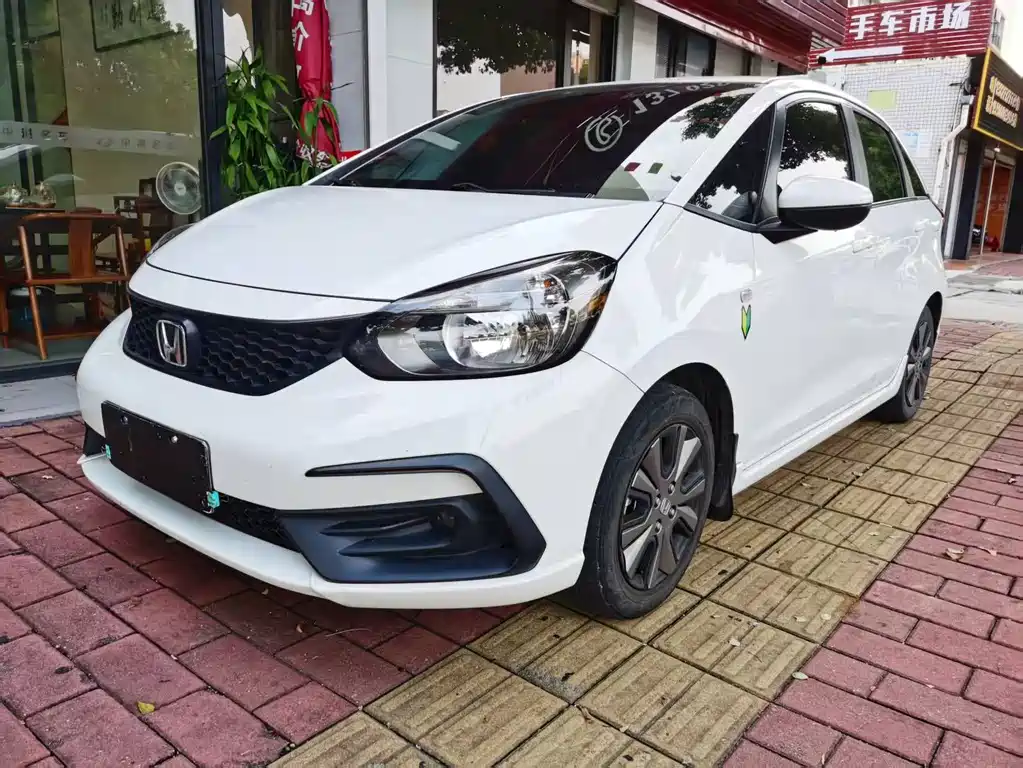 Honda Fit — фото 3