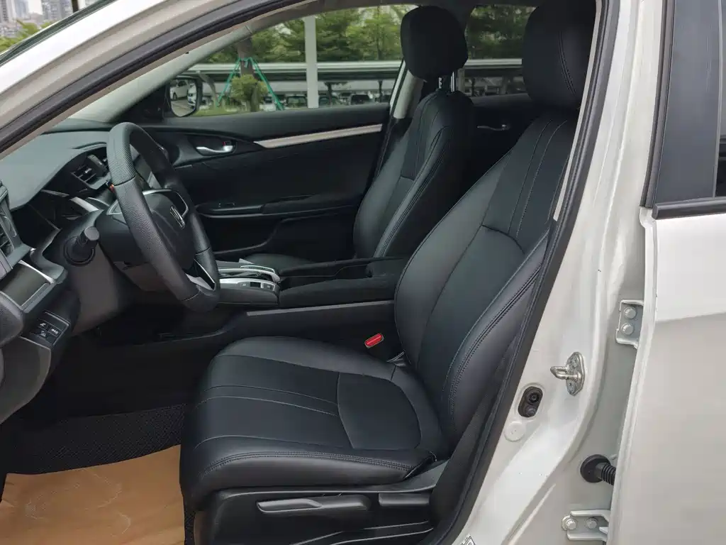 Honda Civic — фото 9