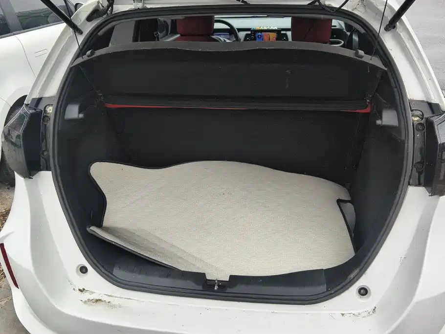 Honda Fit — фото 4