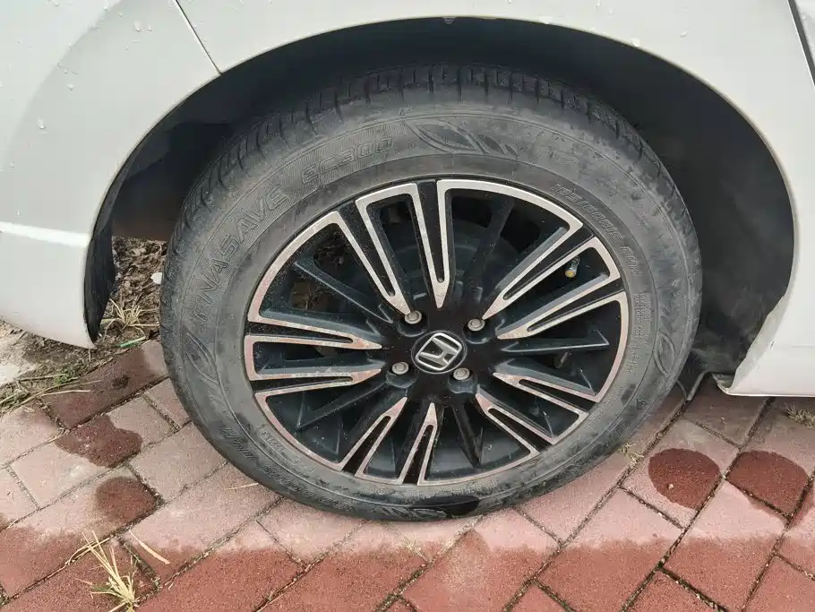 Honda Fit — фото 6
