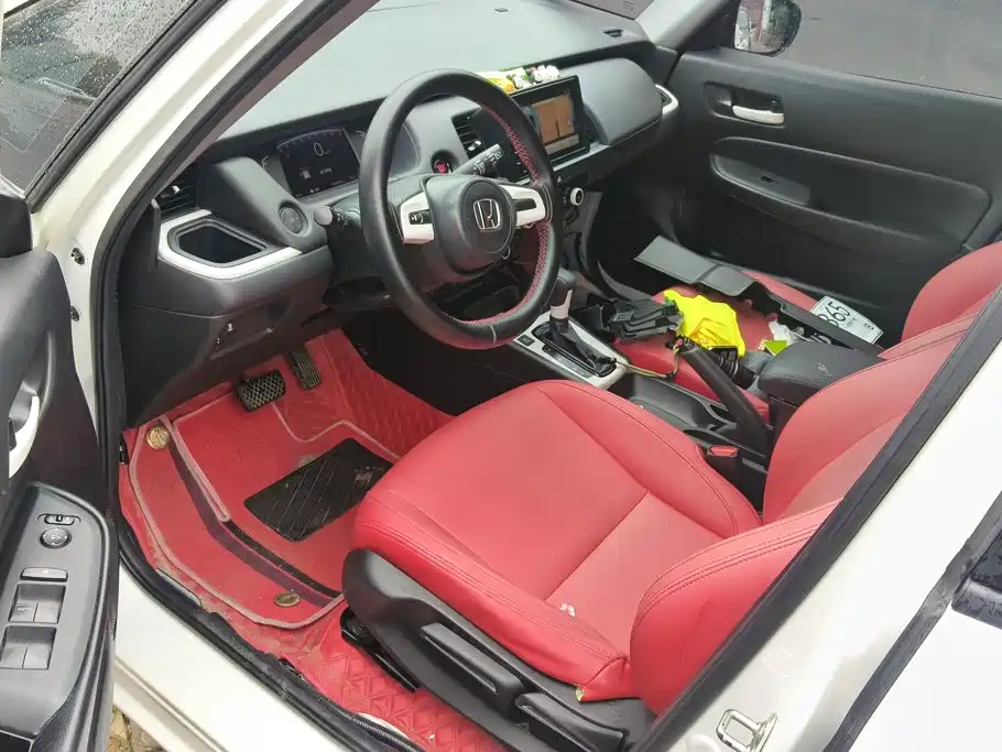 Honda Fit — фото 9