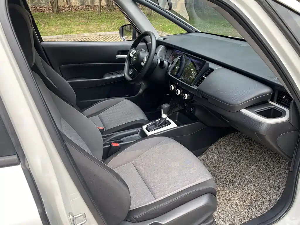 Honda Fit — фото 20