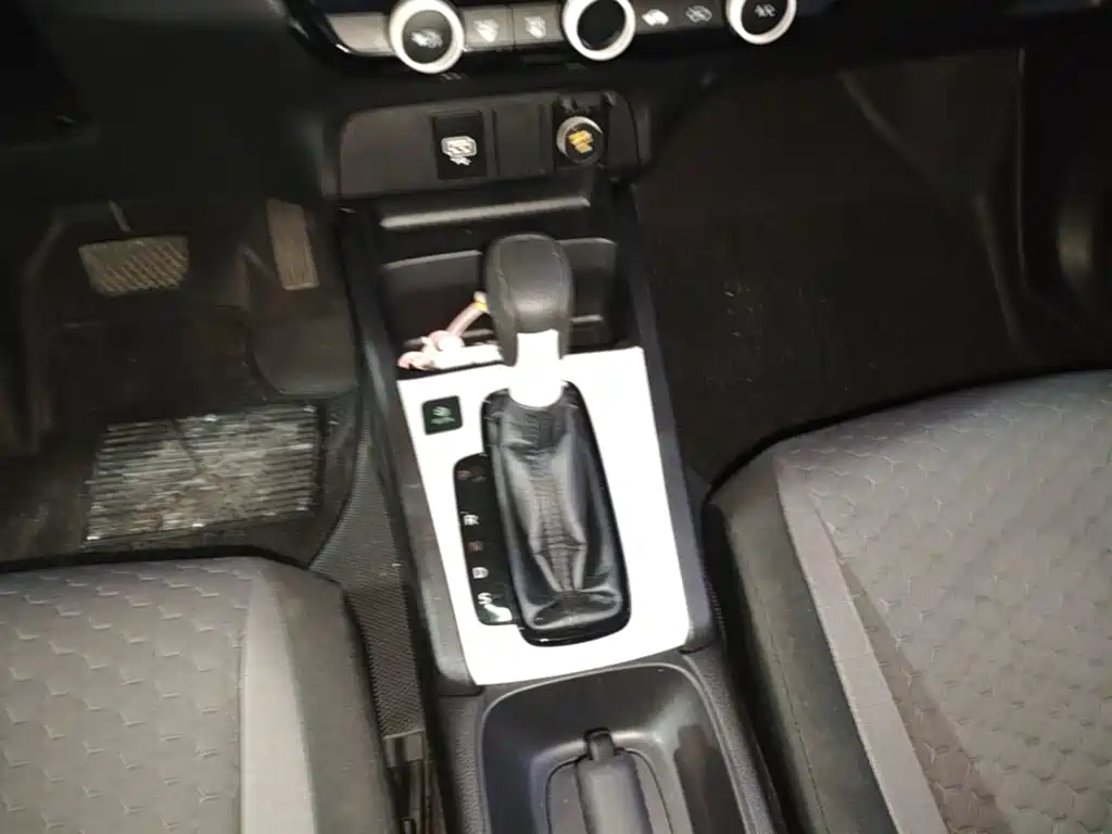 Honda Fit — фото 14