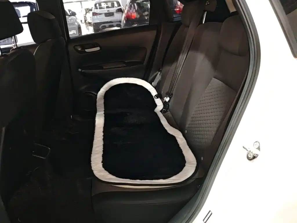 Honda Fit — фото 17