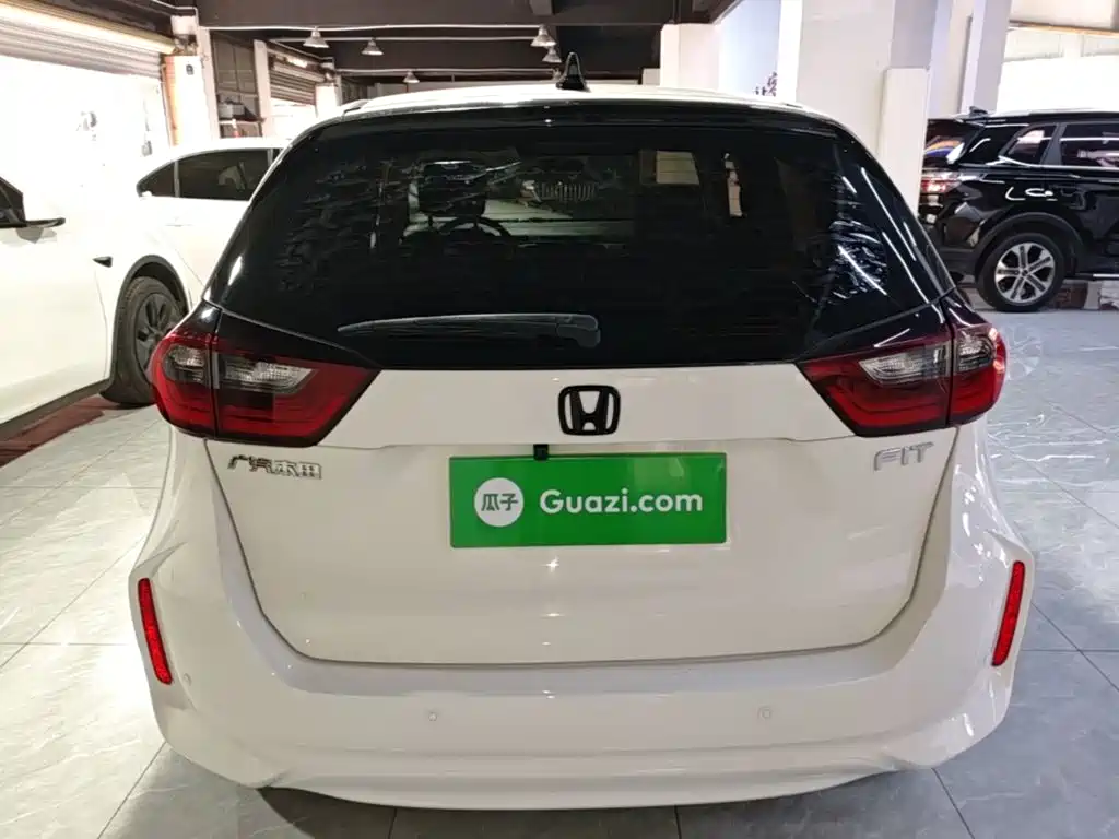 Honda Fit — фото 6