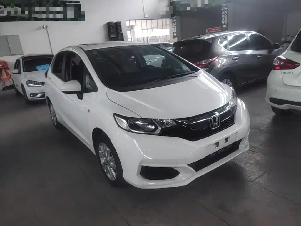 Honda Fit — фото 4