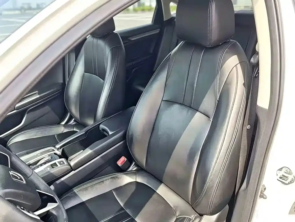 Honda Civic — фото 5
