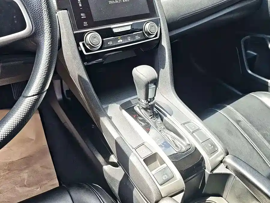 Honda Civic — фото 6