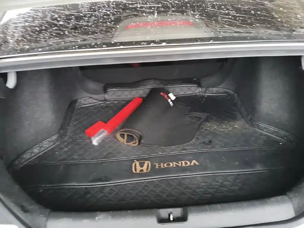 Honda Civic — фото 19
