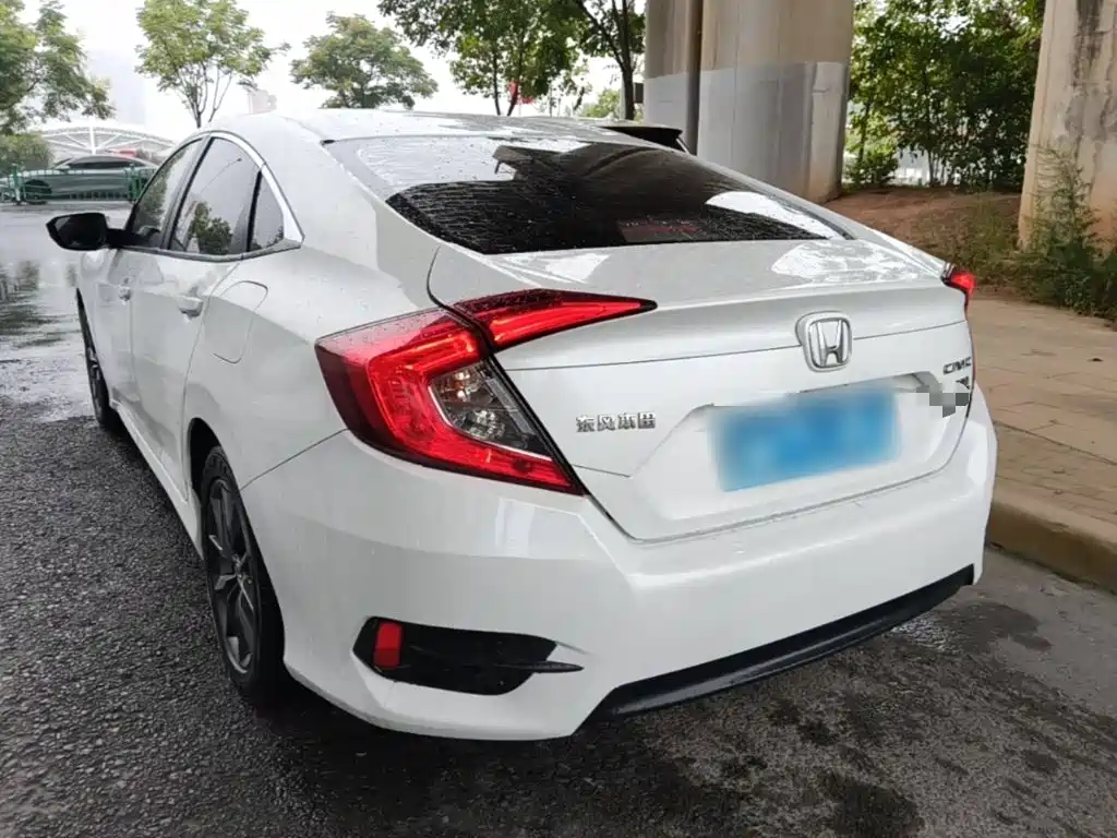 Honda Civic — фото 5