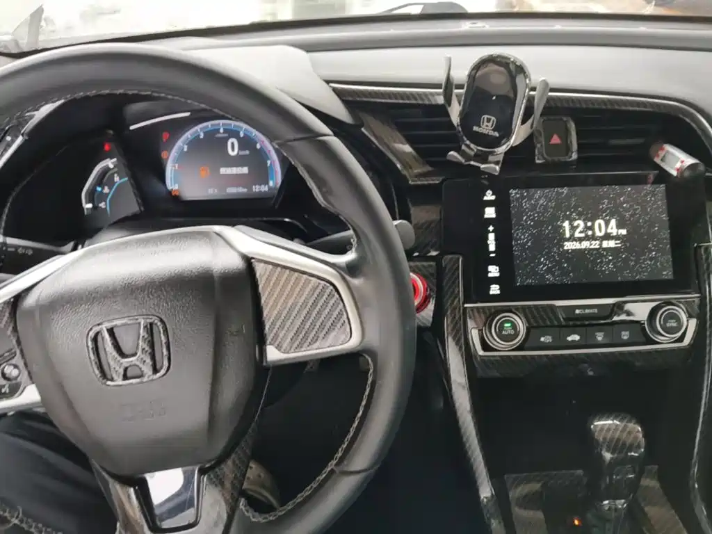 Honda Civic — фото 10