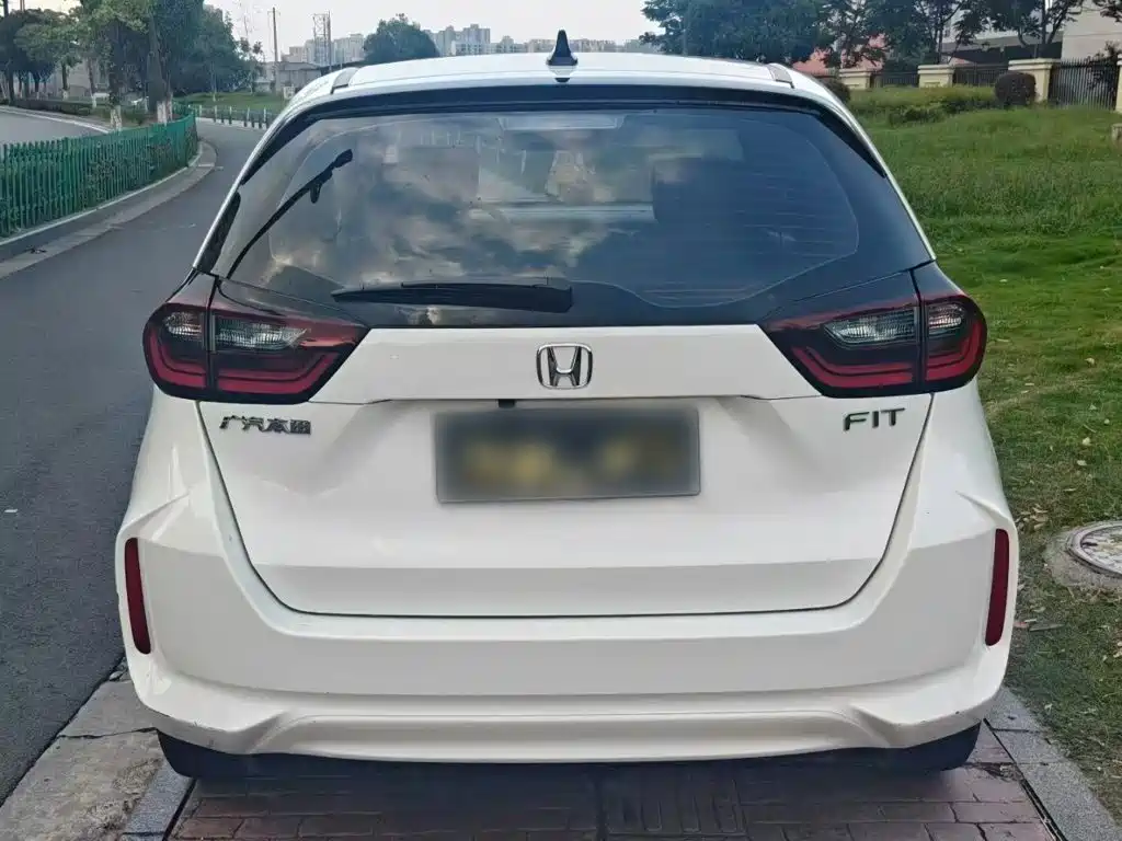 Honda Fit — фото 6