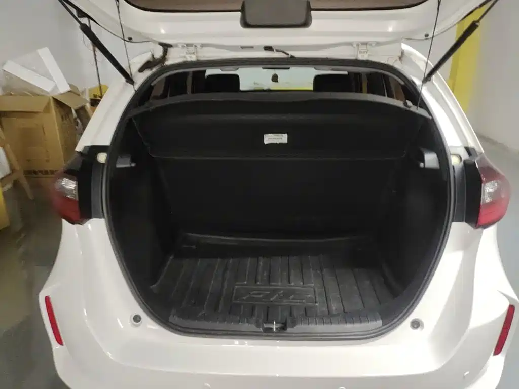 Honda Fit — фото 19