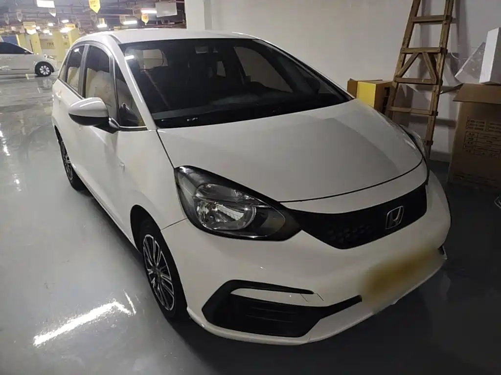 Honda Fit — фото 4