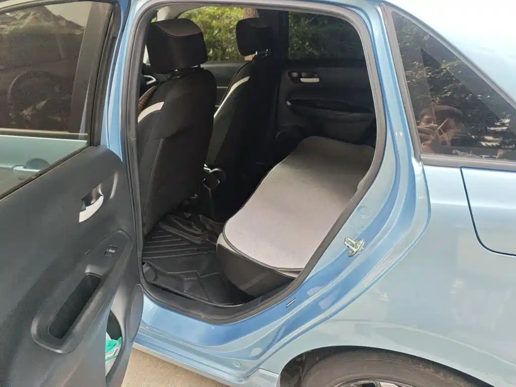 Honda Fit — фото 13