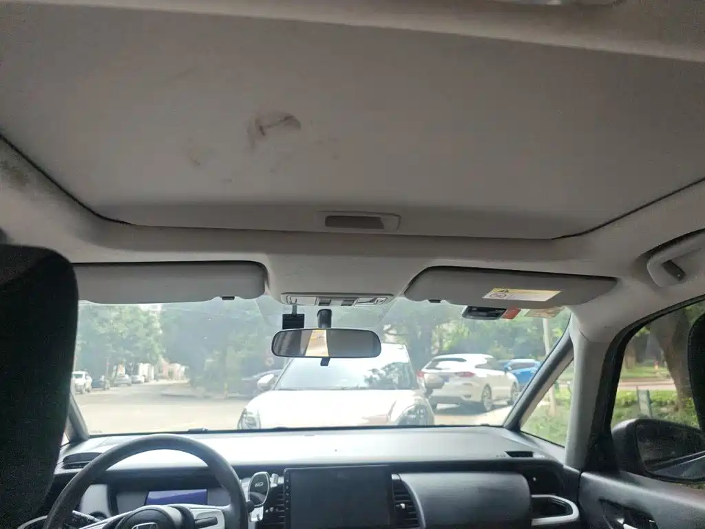 Honda Fit — фото 14