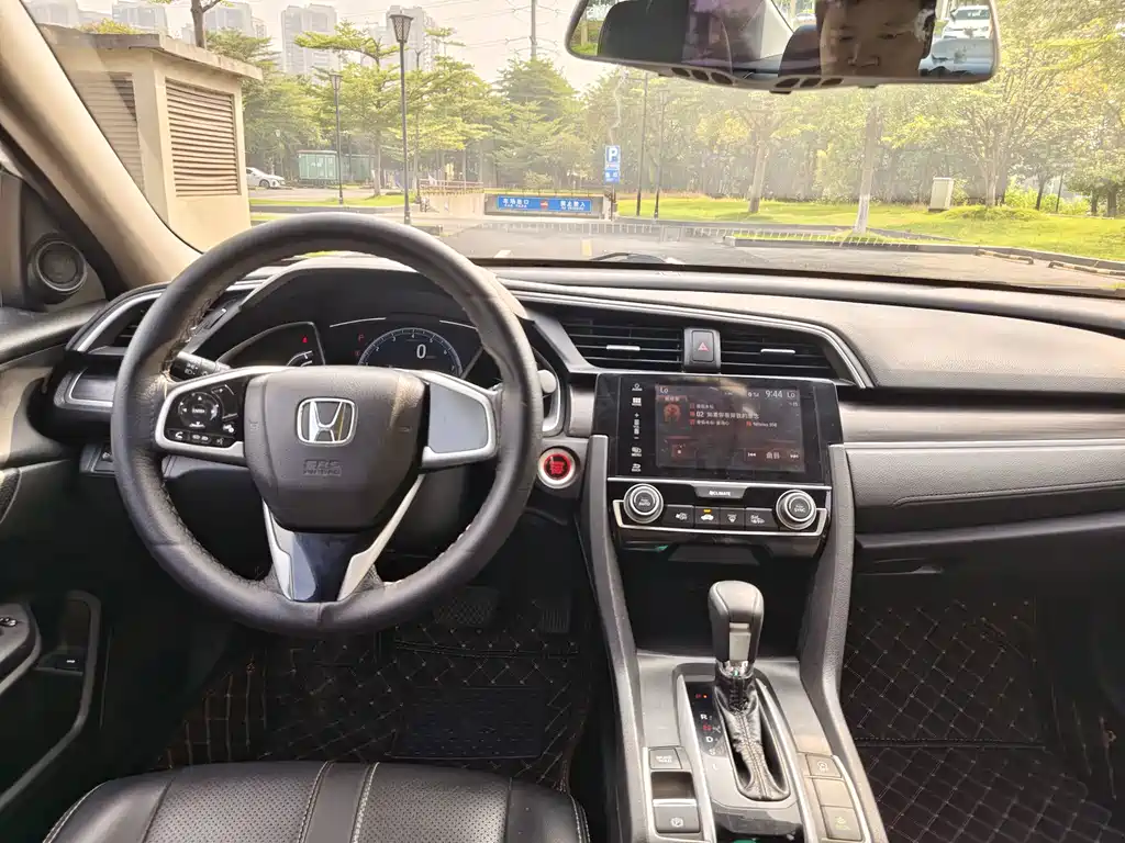 Honda Civic — фото 4