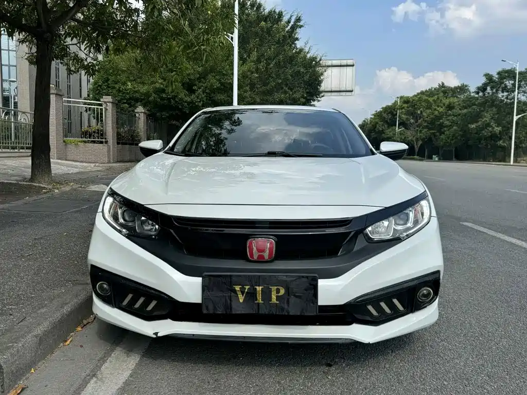 Honda Civic — фото 2