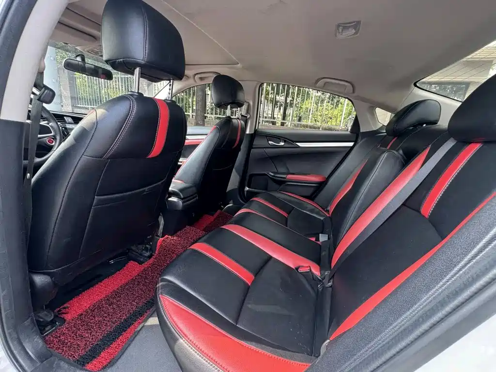 Honda Civic — фото 3