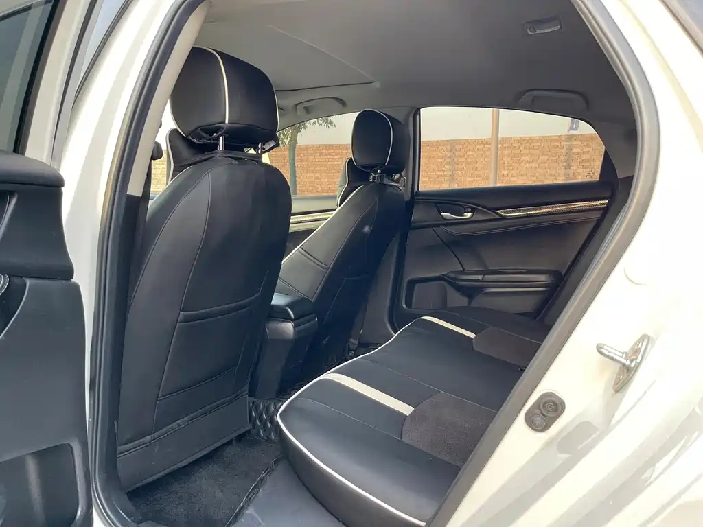 Honda Civic — фото 4