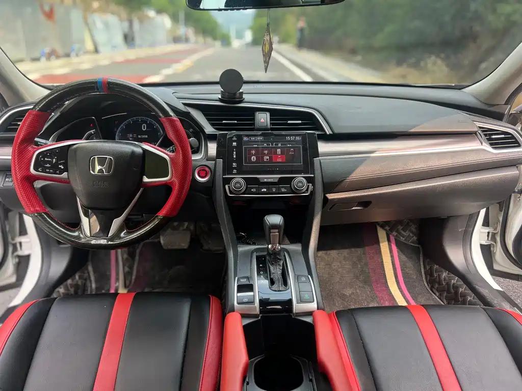 Honda Civic — фото 9