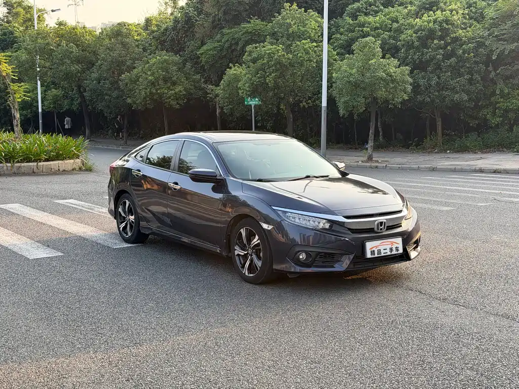 Honda Civic — фото 3