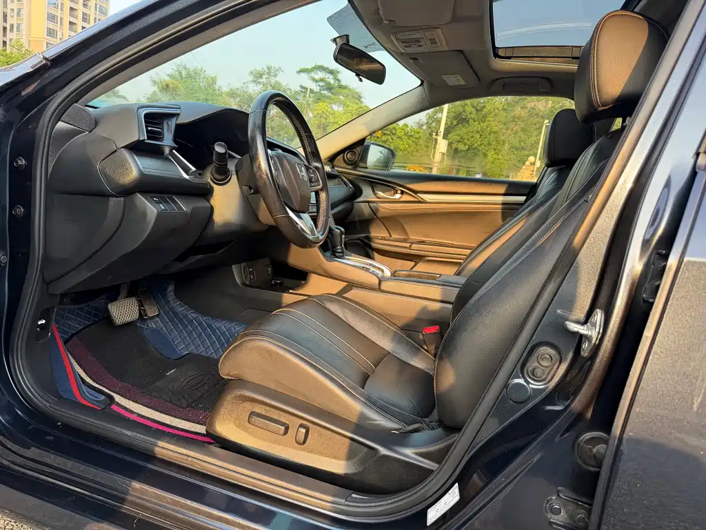 Honda Civic — фото 4