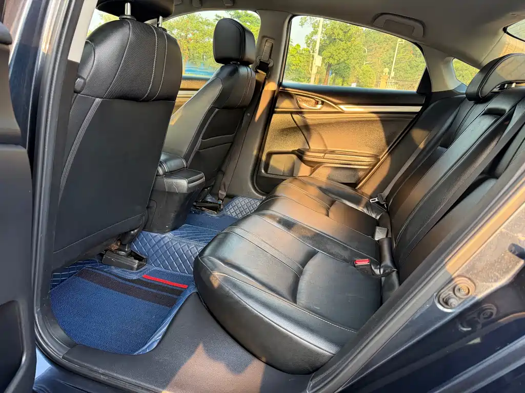 Honda Civic — фото 6