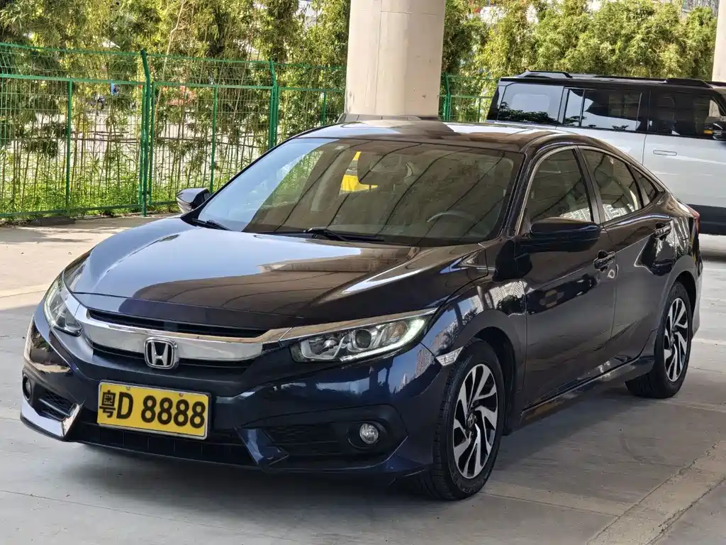 Honda Civic — фото 2