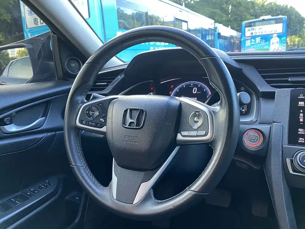 Honda Civic — фото 6