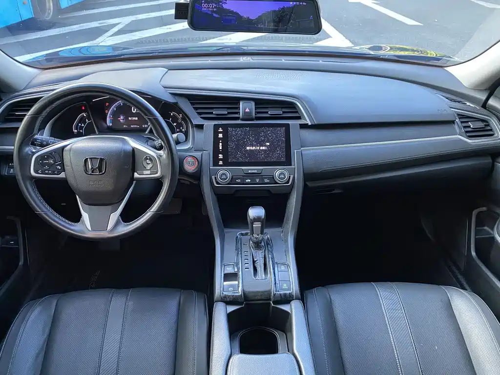 Honda Civic — фото 8