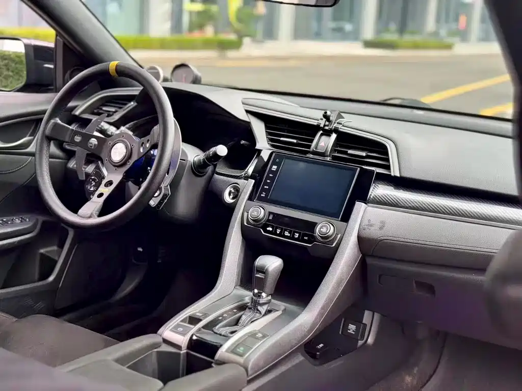 Honda Civic — фото 5