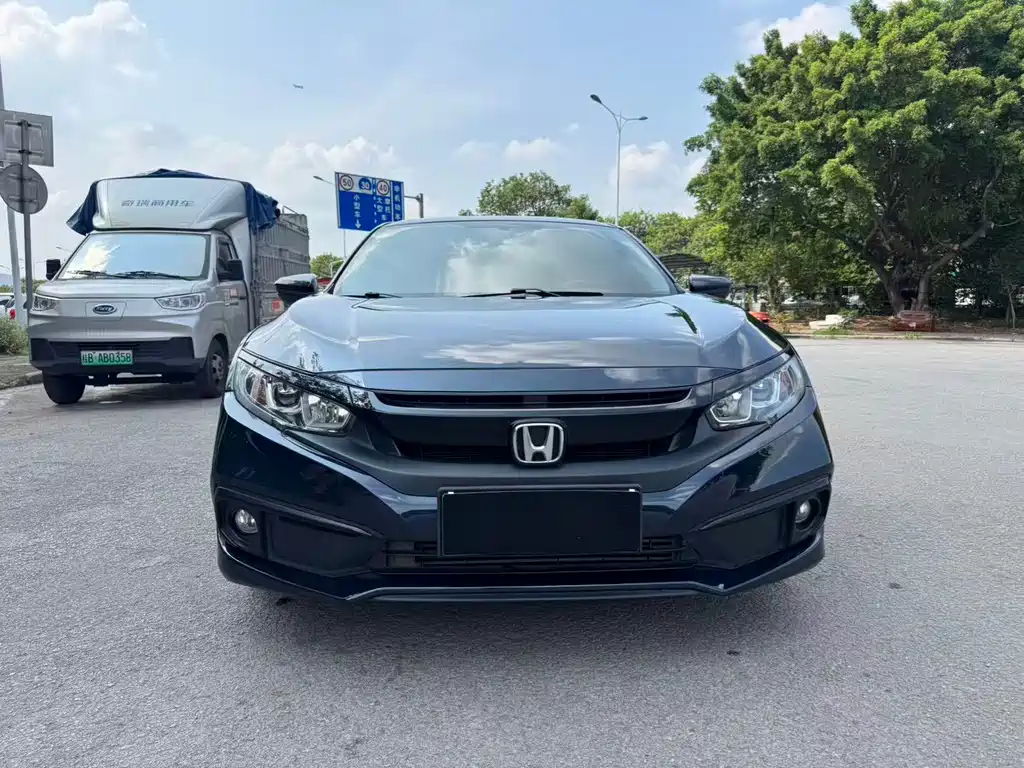Honda Civic — фото 2