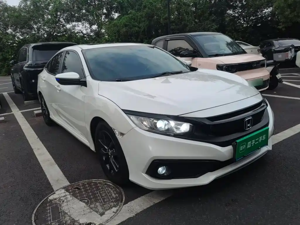 Honda Civic — фото 4