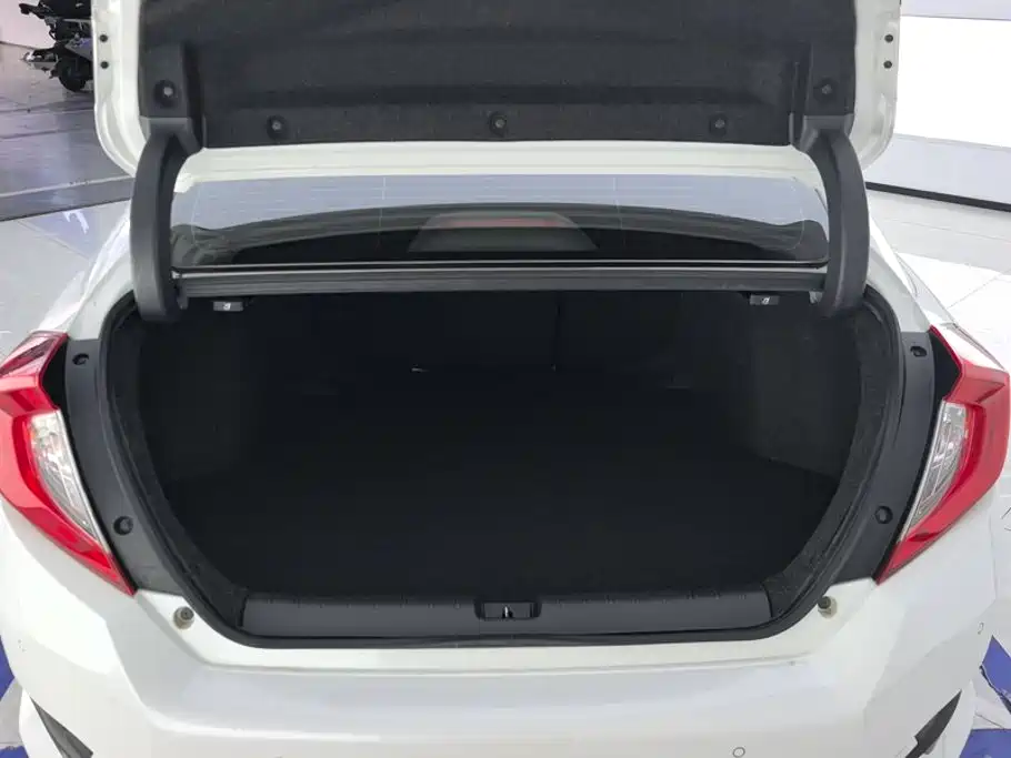 Honda Civic — фото 4