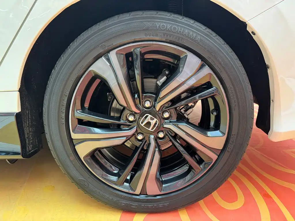 Honda Civic — фото 11
