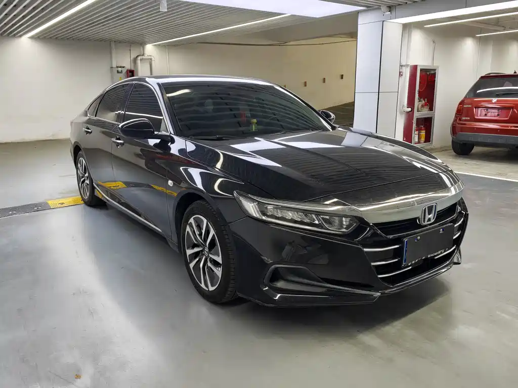 Honda Accord — фото 3