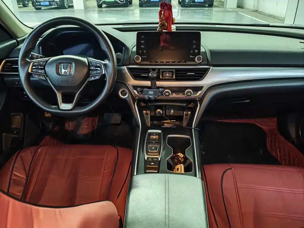 Honda Accord — фото 6