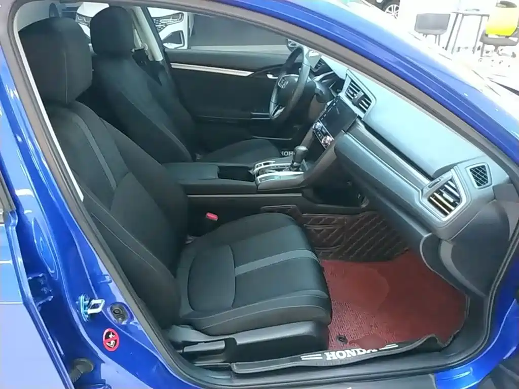 Honda Civic — фото 25