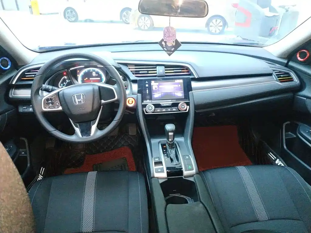 Honda Civic — фото 10