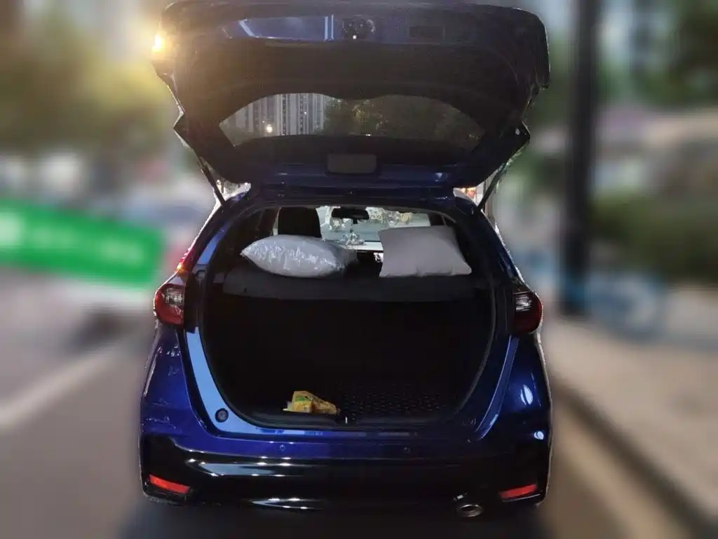 Honda Fit — фото 15