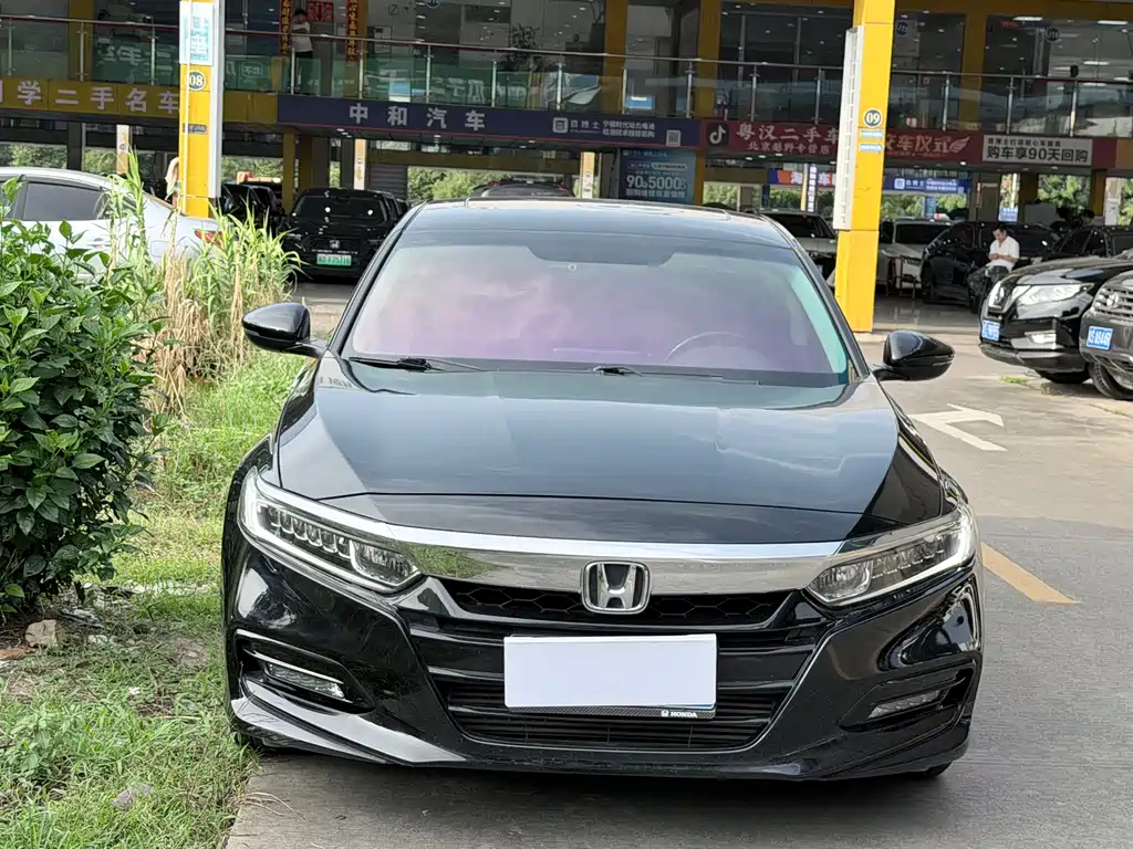 Honda Accord — фото 2