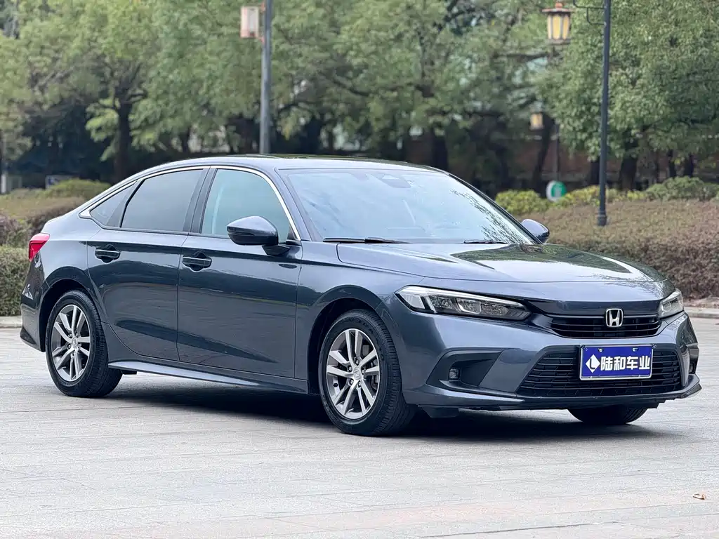 Honda Civic — фото 2