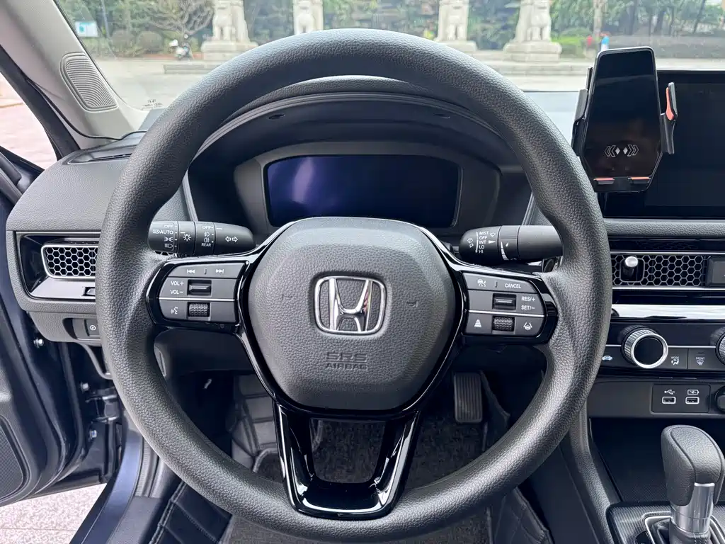 Honda Civic — фото 17