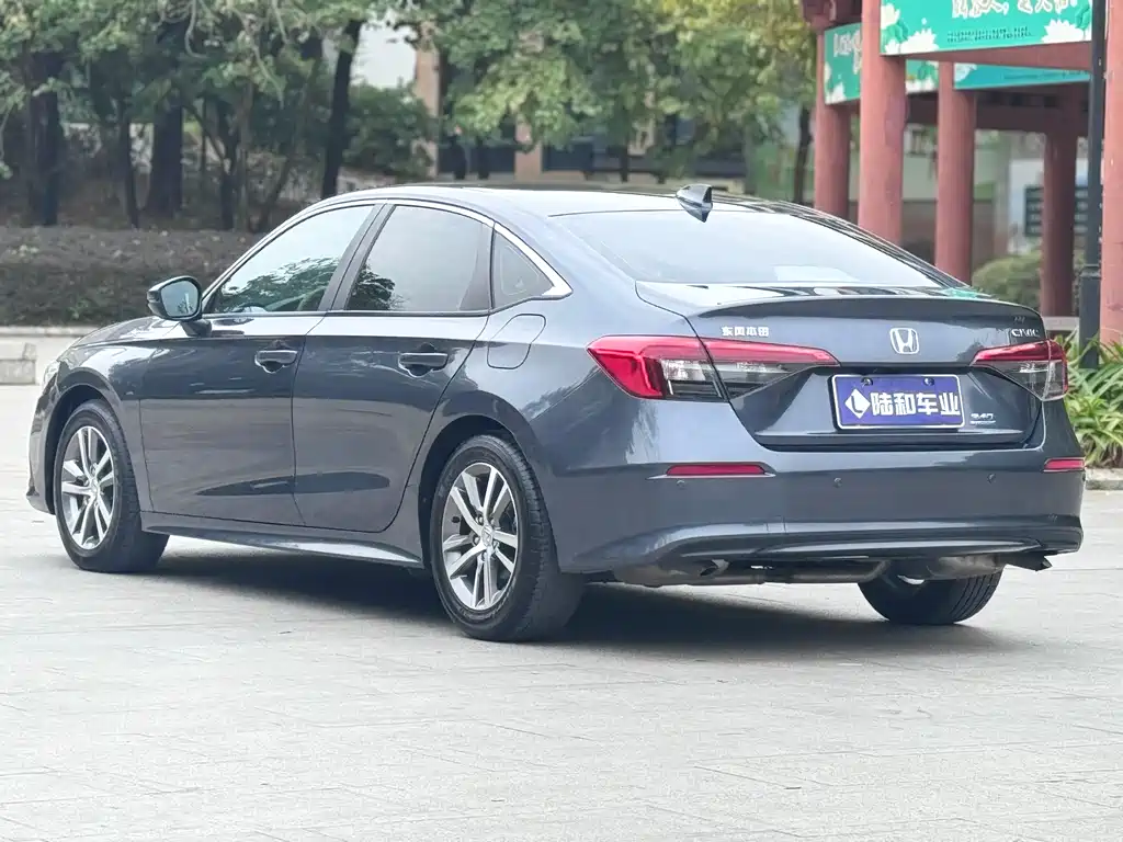 Honda Civic — фото 6