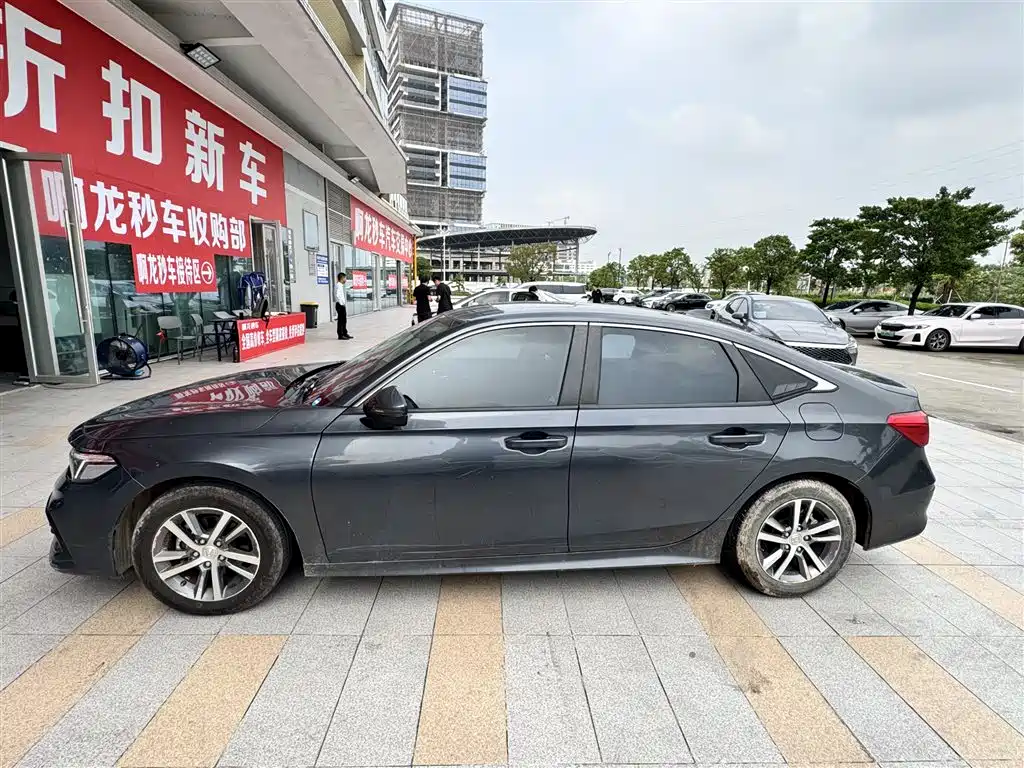 Honda Civic — фото 3
